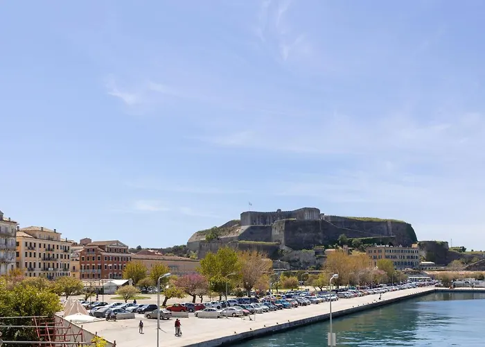 Lilliput Corfu Old Town *